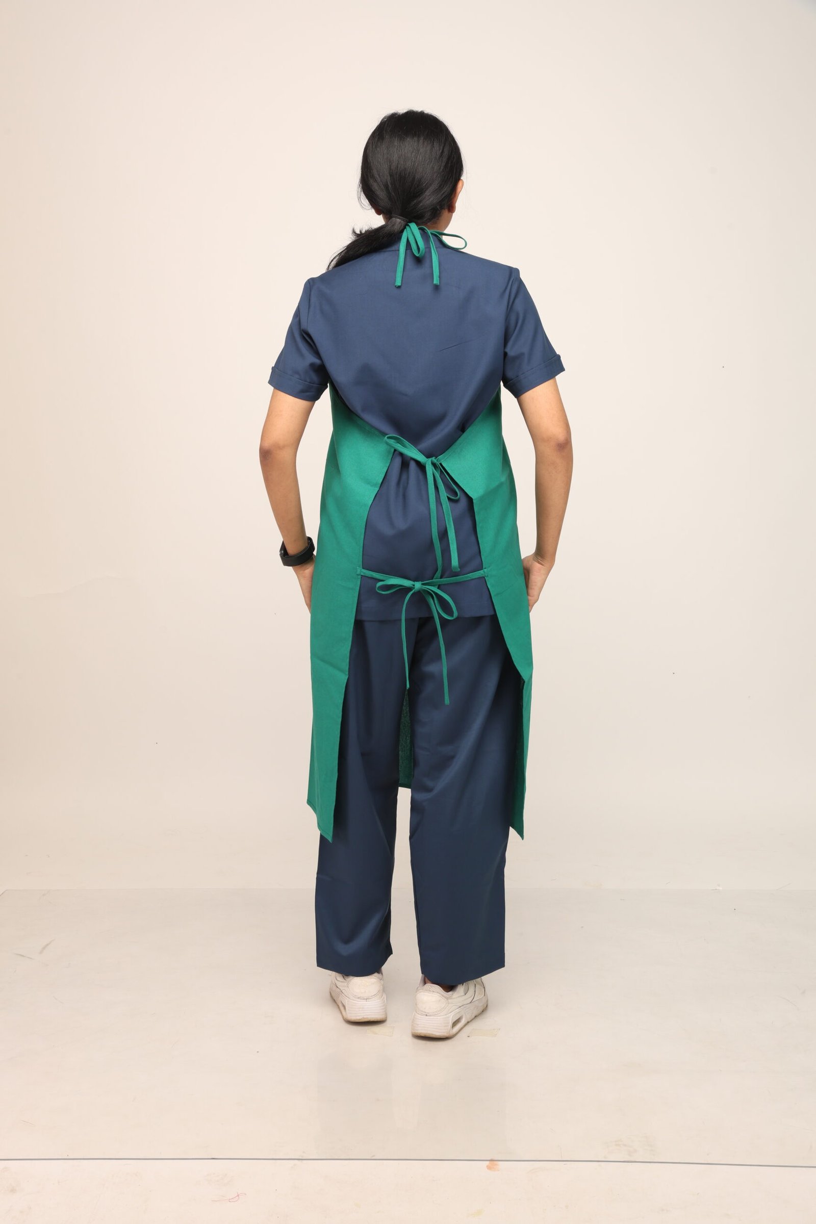 Bib Apron for Healthcare Professionals