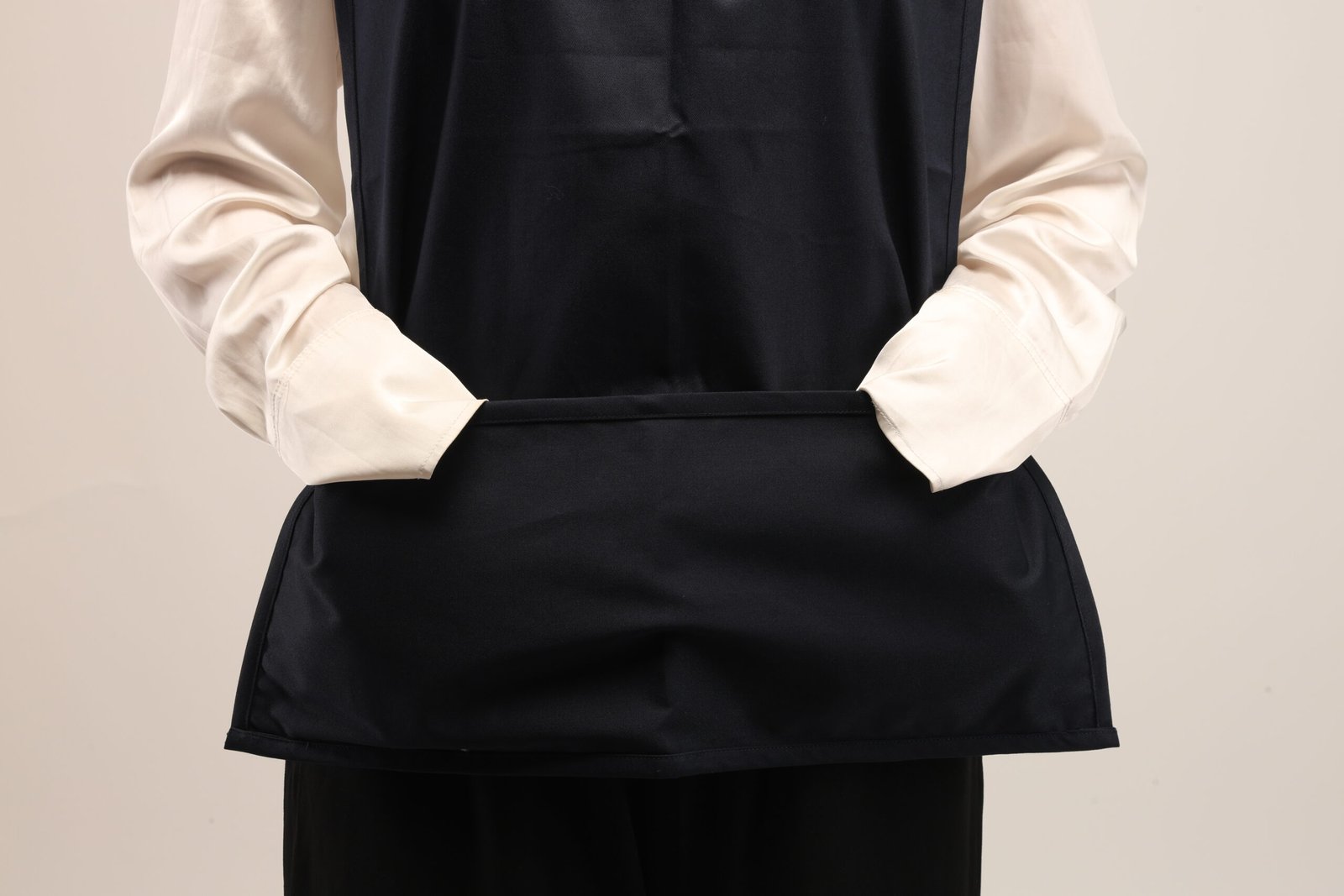 Unisex Bib with Pocket – Essential Healthcare