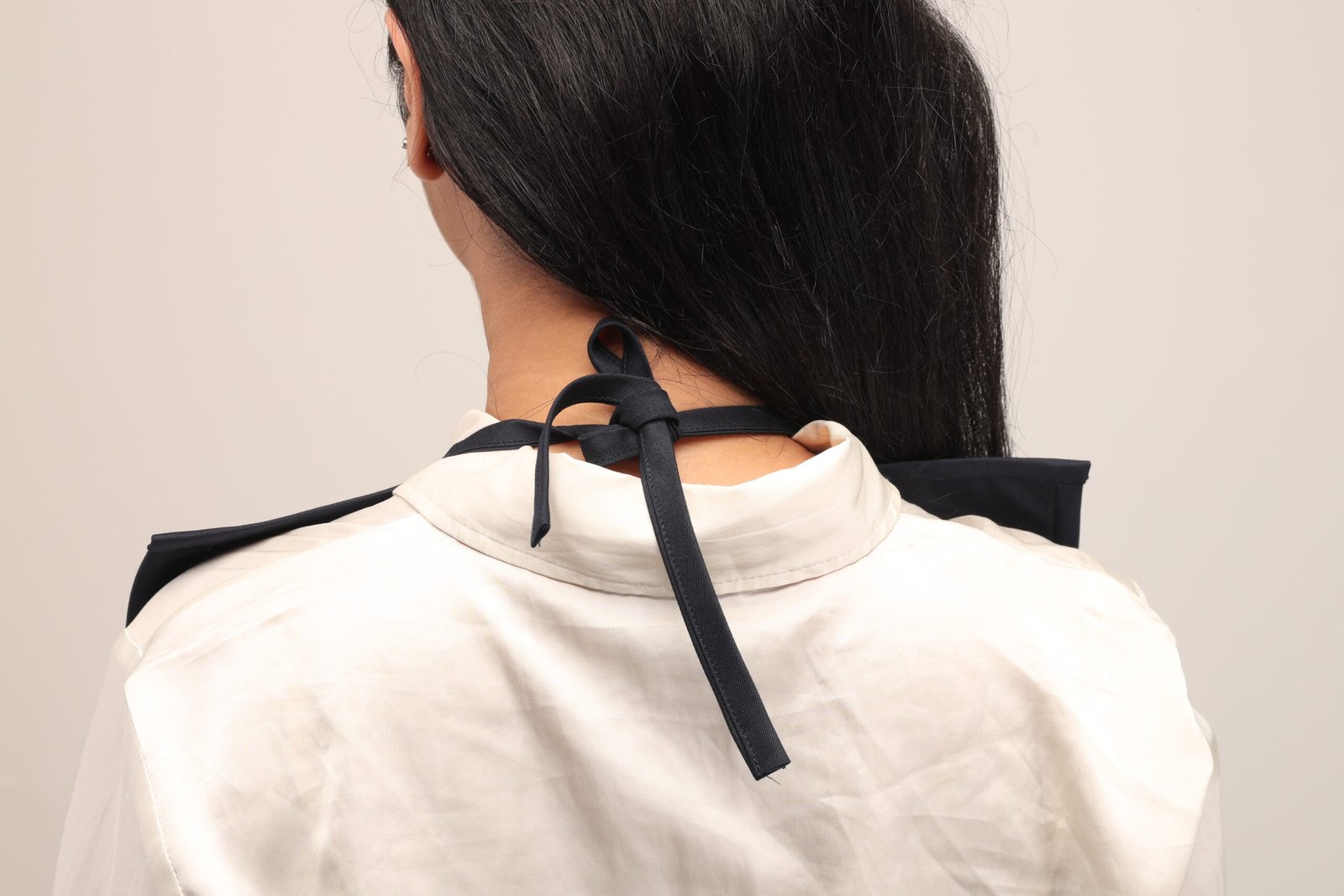 Unisex Bib with Pocket – Essential Healthcare